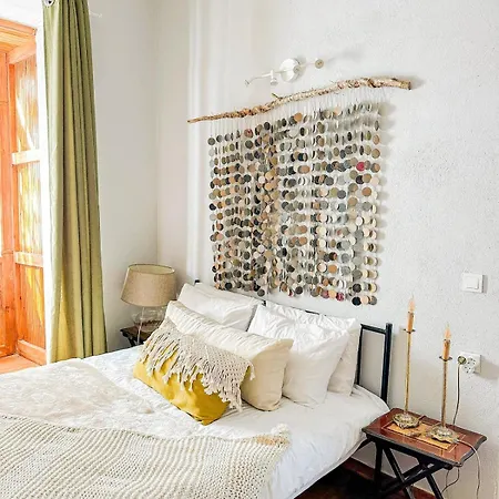 Macrahouse アパート