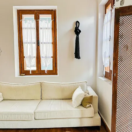 Macrahouse アパート *